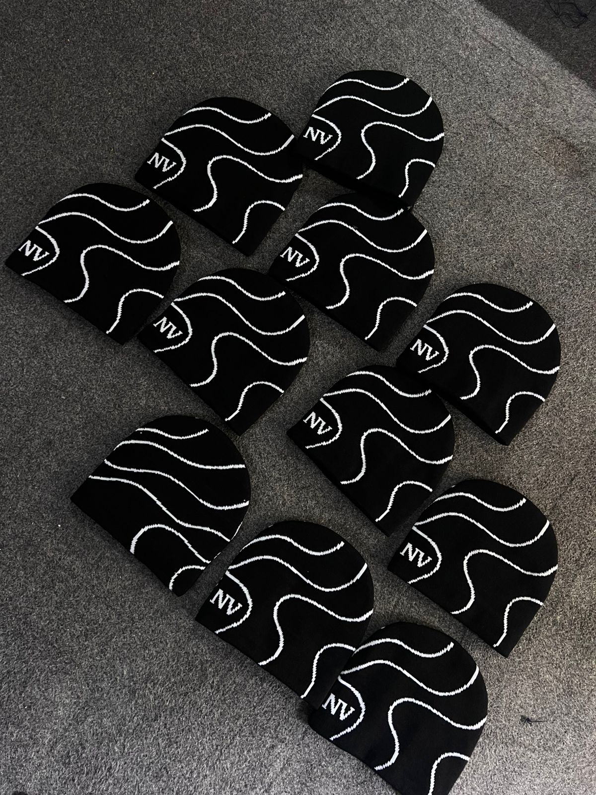 NV AURA BEANIE
